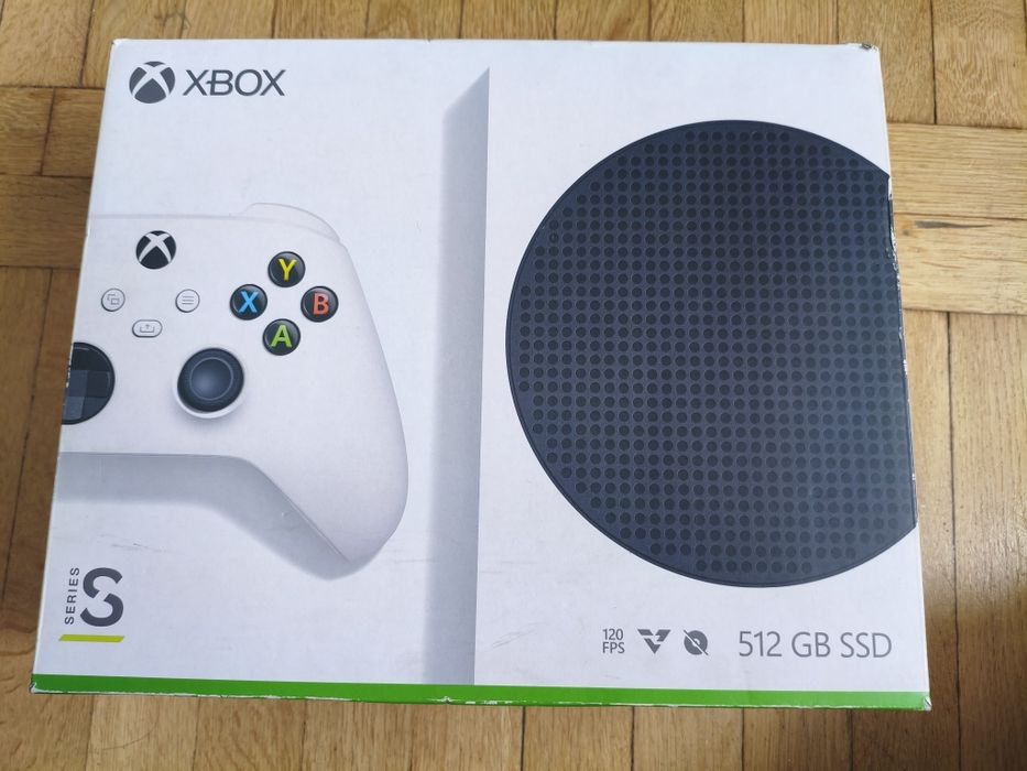 Xbox Series S 512 GB – stan prawie jak nowy,, komplet