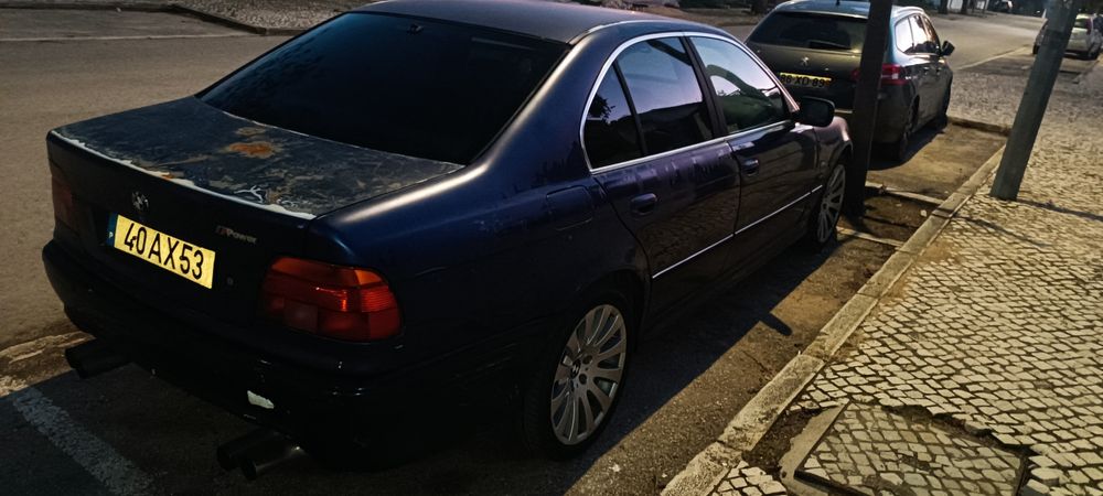 BMW e39 528ia 1999