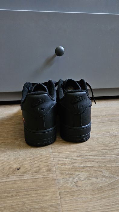 Nike Air Force 1 x Supreme Black