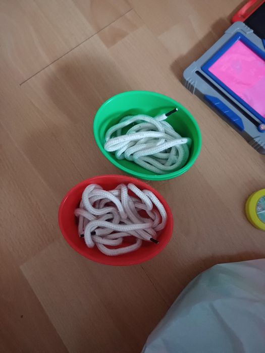 Zabawki i gry dla dziecka