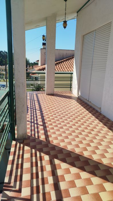 Arrendamento do 1 andar T3 de uma casa