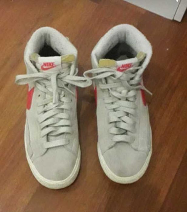 Tenis nike castanhos