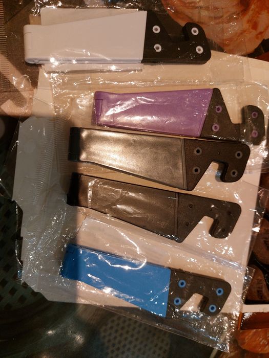 Подставка под электронные устройства.