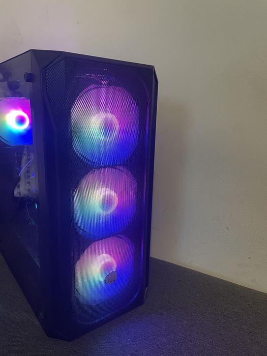 Komputer do gier (RTX 3070, Ryzen 7 7700x)