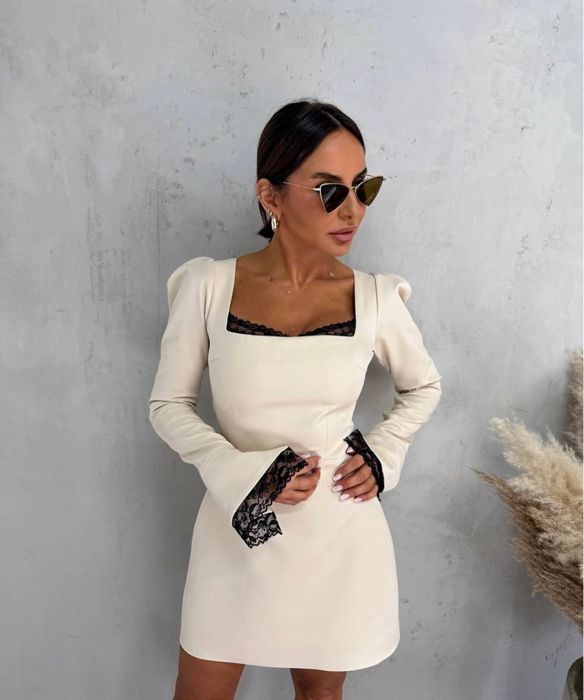 Жіноча гарна сукня