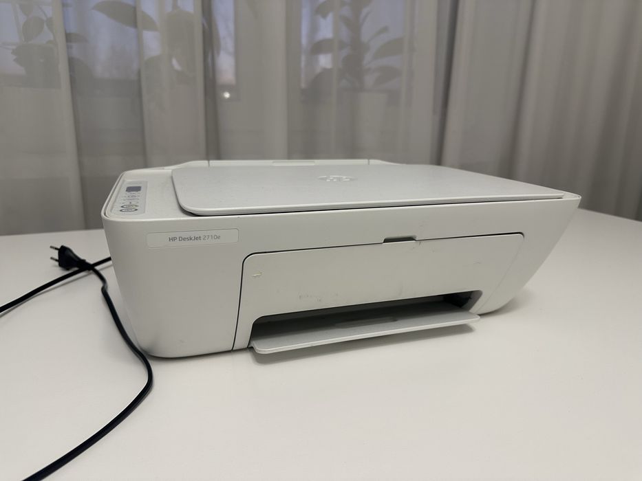 Drukarka wielofunkcyjna HP DeskJet 2710e