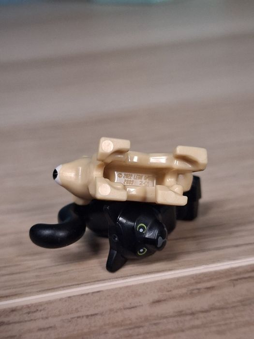 LEGO wiewiórka 80679pb01 Czarny kot 13786pb10 i pies