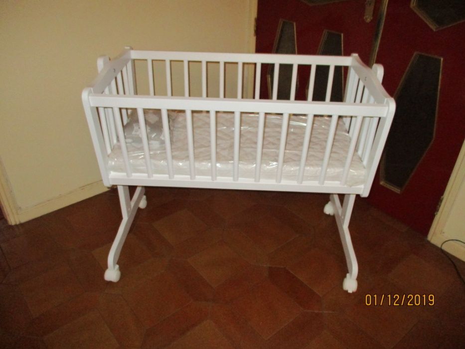 Berço novo a estrear c/ colchão