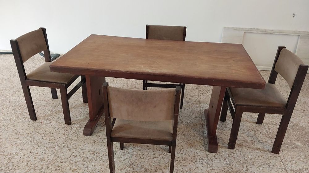 Mesade jantar 4 cadeiras