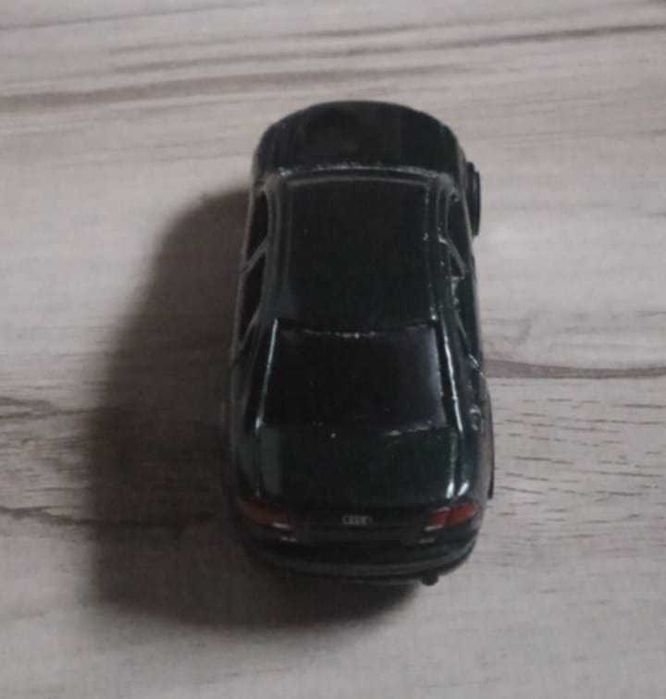 Model Audi A8 Maisto