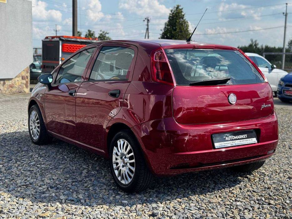 Автомобіль FIAT GRANDE PUNTO 1.4 Бензин