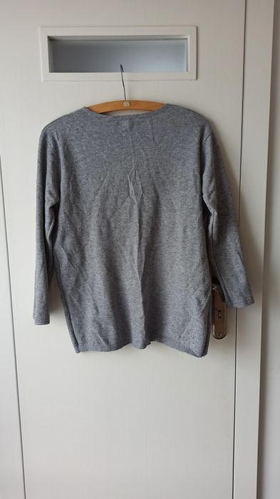 Sweter szary z koralikami rozmiar S/M