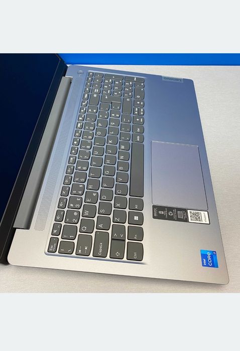 Vendo portáteis lenovo e hp