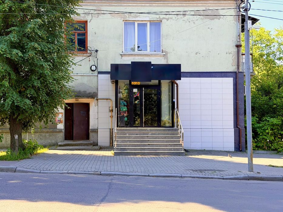 Продаж комерційного приміщення в центрі Луцька