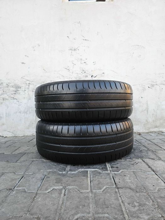 Lato Michelin 215/60 R16