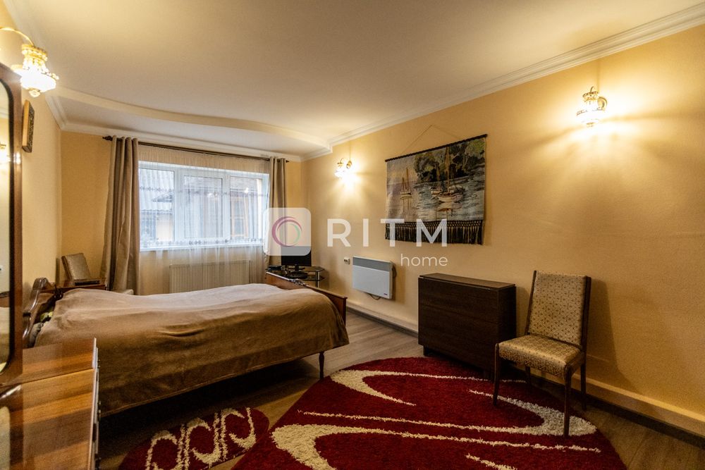 Продаж будинку Особняк Івано-Франківськ по вул.Коновальця