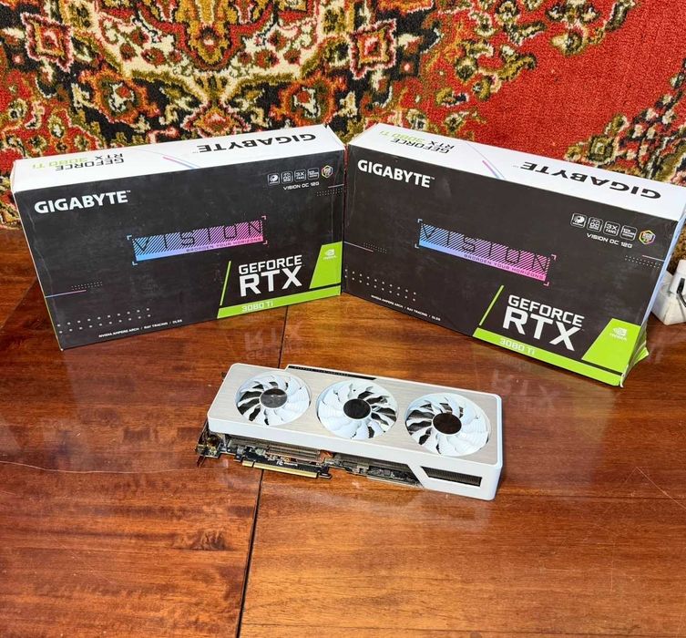 3шт в наличии! Видеокарты nvidia rtx 3080ti 12gb Gigabyte Vision oc white
