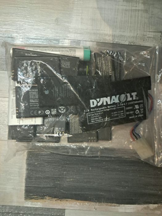 Zestaw różnej elektroniki
