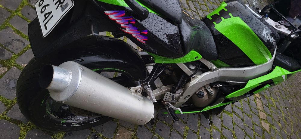 Kawasaki zx6r мото