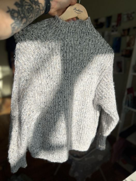 Продаю деякі оригінальні та б/у речі