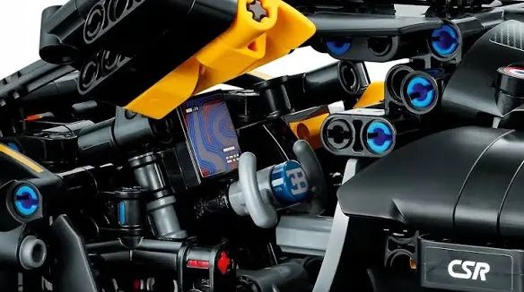 LEGO Technic Bugatti 42151 – 905 elementów
