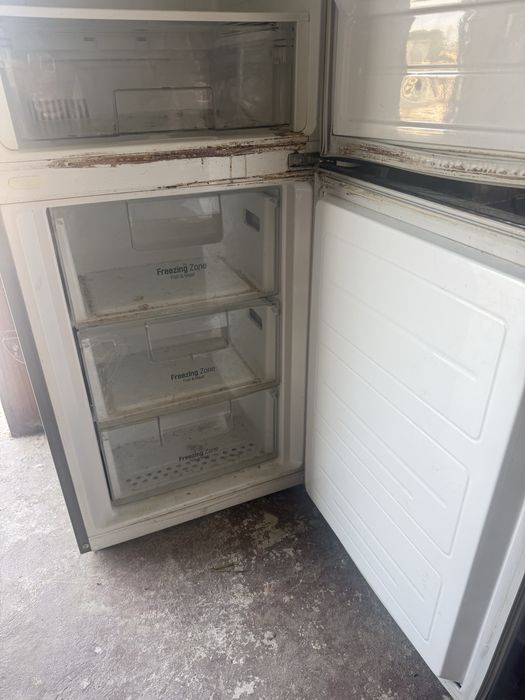 Frigorifico LG No frost - funciona perfeitamente - preço bom