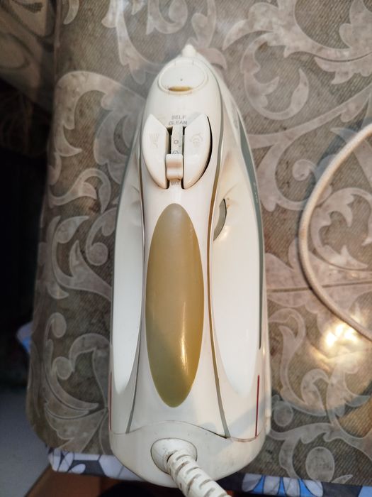 Электрический утюг