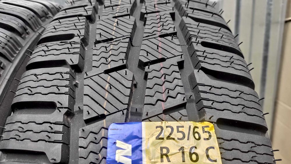 шини 225/65R16C Michelin.  Pirelli. с