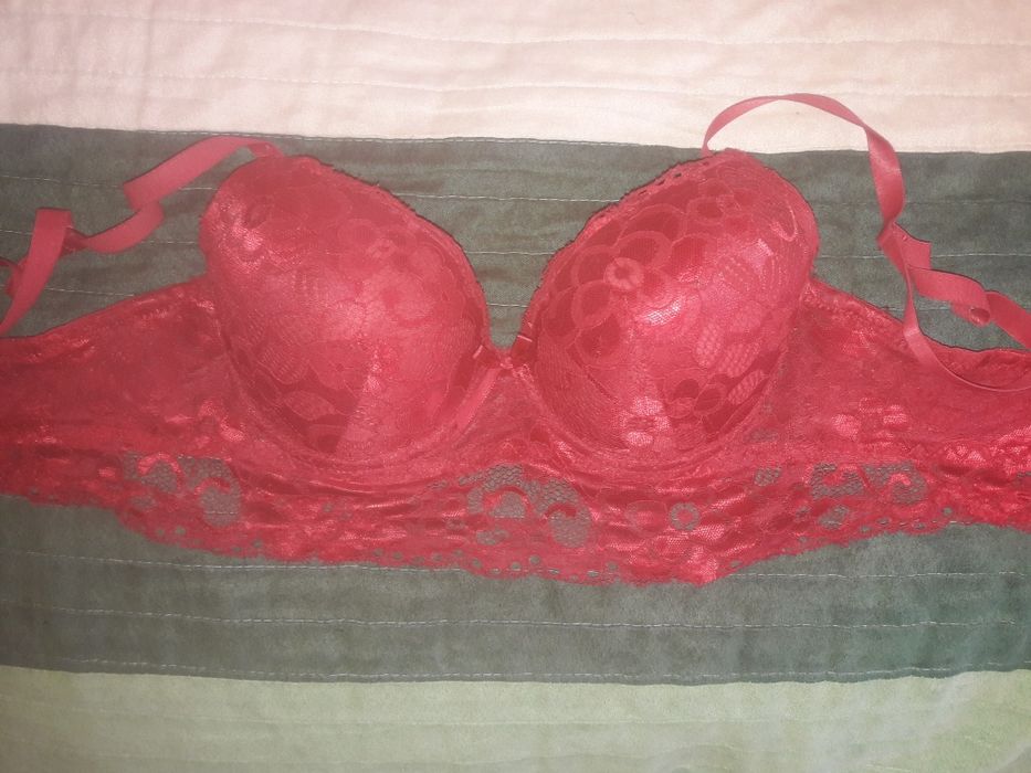 Biustonosze gorsety czerwone 75b