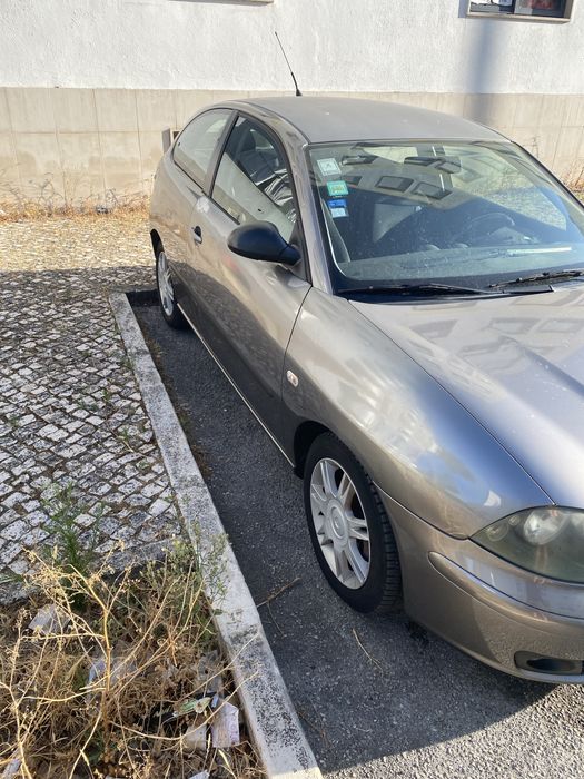 Seat Ibiza  2003 inspeção em dia.