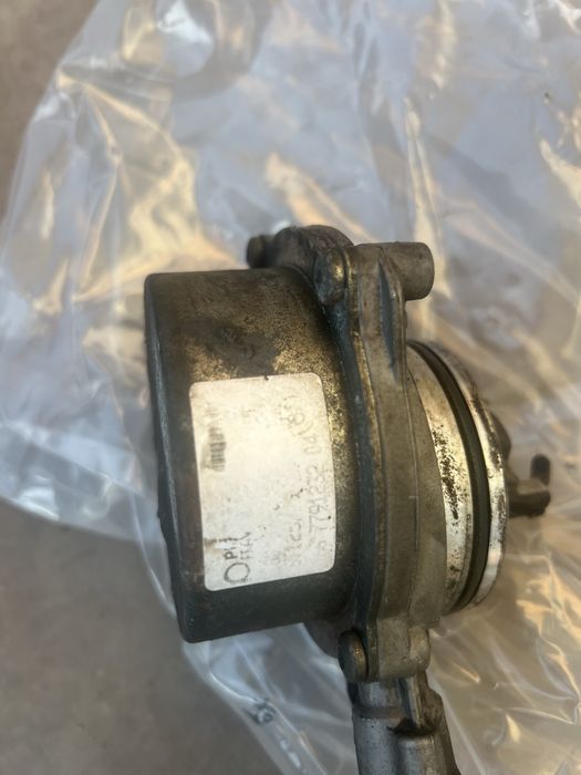 Вакуумный насос BMW 7791232 2.0 3.0 L дизель