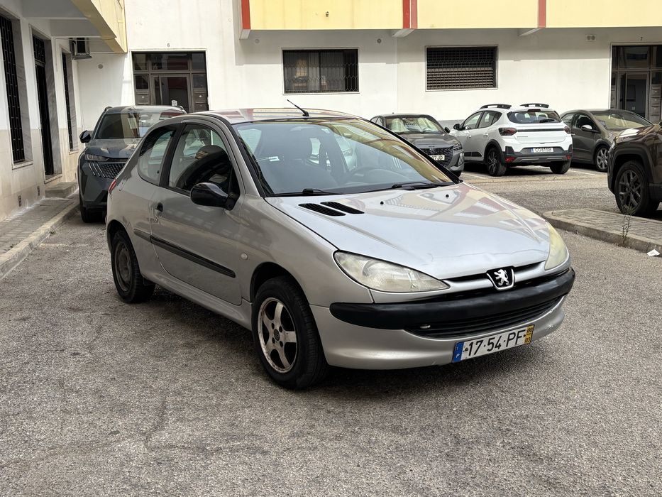 Peugeut 206 com 170mil kms foto 4
