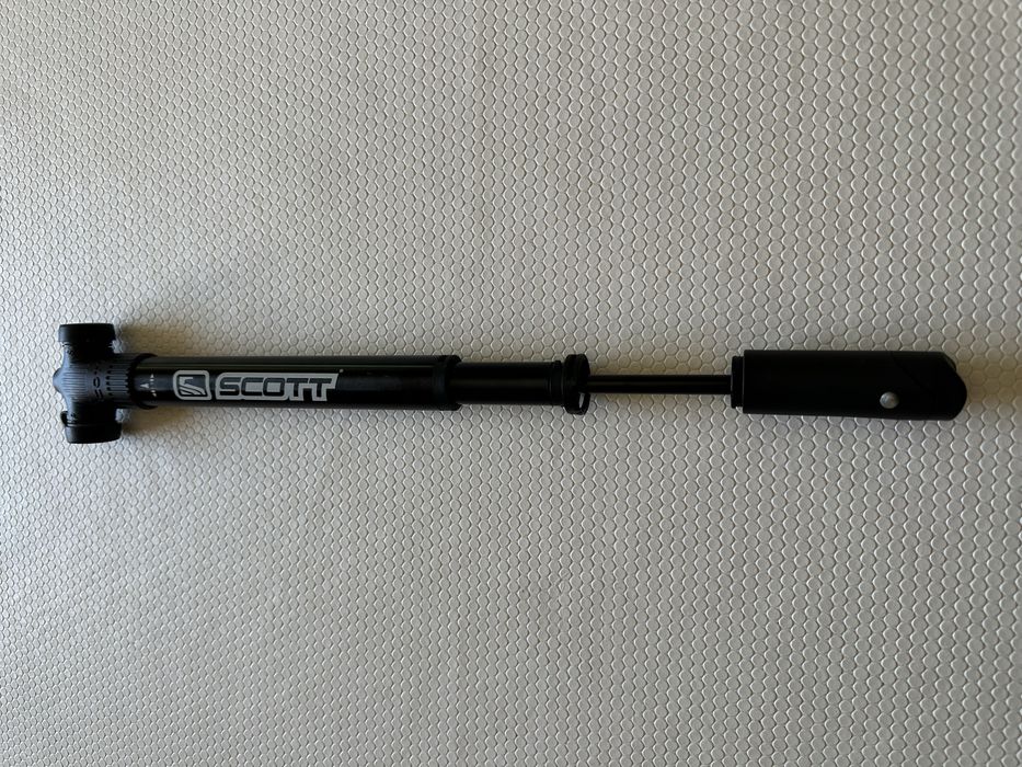 Bomba de ar manual SCOTT para BTT