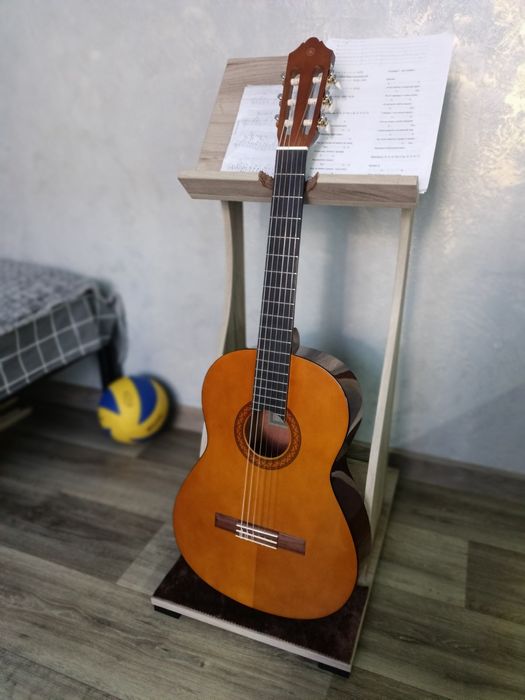 Продається підставка  для гітари