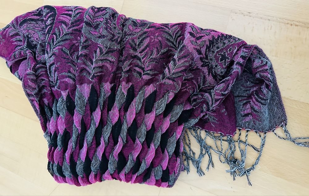 Apaszka, szal Made in DWW