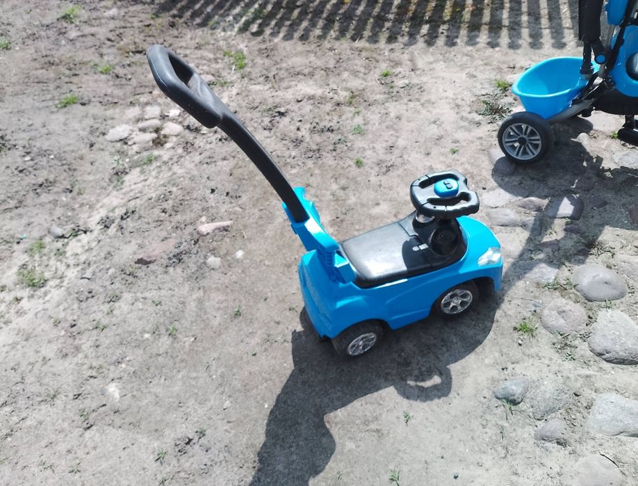 Jeździk pchacz dla dziecka