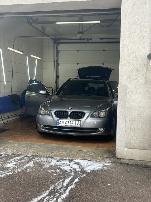 Продам свою BMW E61