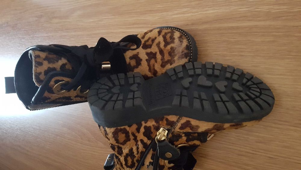 Tenis botas animal print gioseppo,sandálias,botas dr.Martens