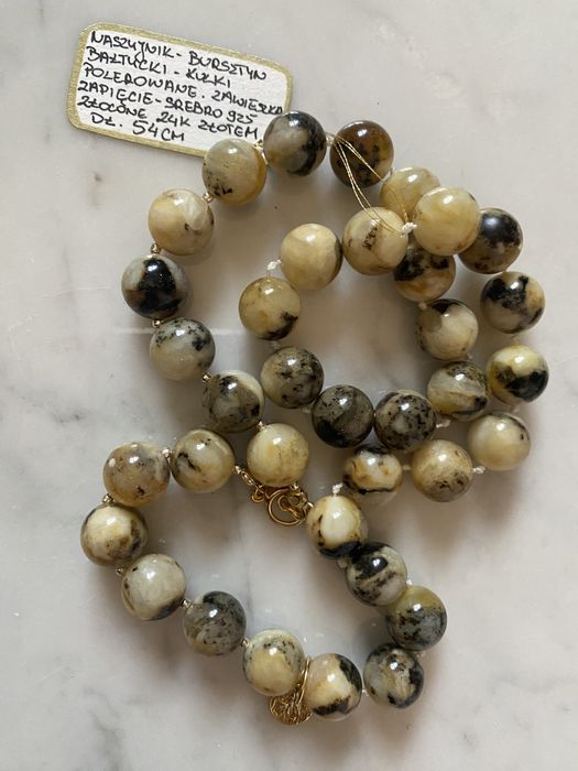 Naszyjnik z bursztynu
