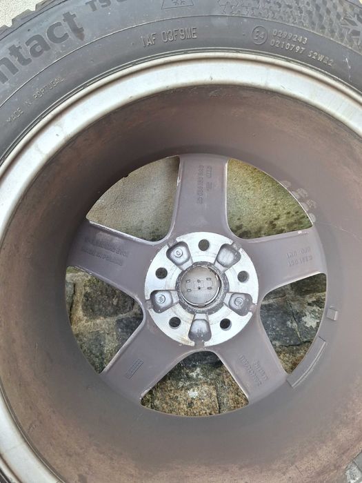 Jantes Audi 16" com pneus Continental WinterContact 205/55 R16