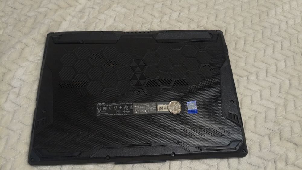 Ігровий Ноутбук Asus TUF Gaming A15 FA506IU, 1660ti, 32GB ram, Ryzen 7