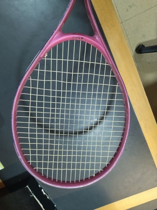 Raquete de tênis CUPS