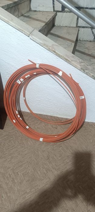 Guia fibra de vidro para passar cabos electricos