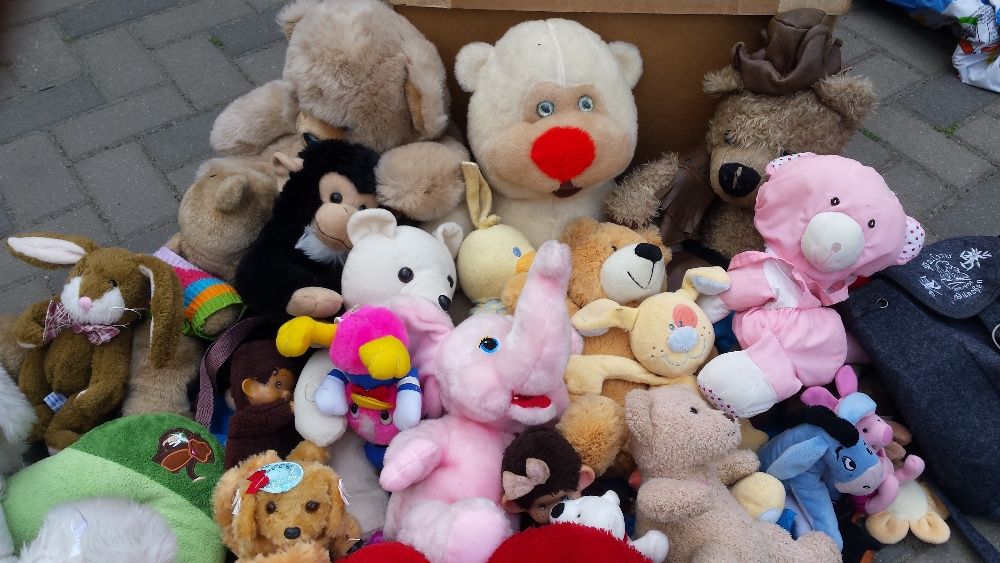 Zabawki, pluszaki, misie, lalki