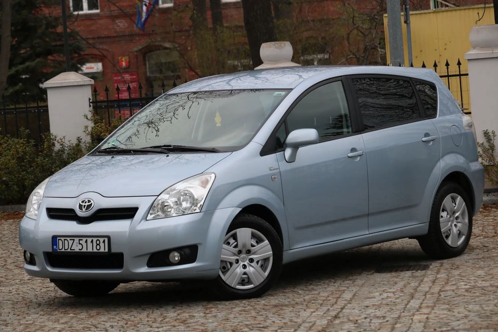 Toyota Corolla Verso 1,8 130 KM Automat, Bezwypadkowy, 7-osobowy, Mały Przebieg,Łańcuch