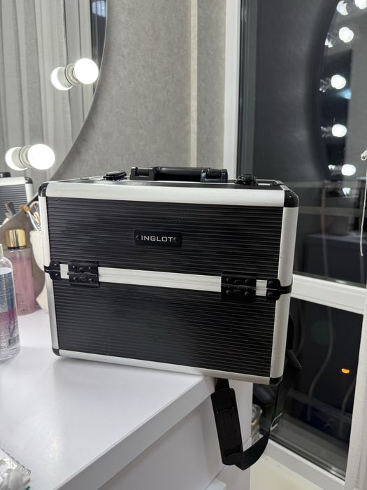 Кейс для візажиста Inglot
