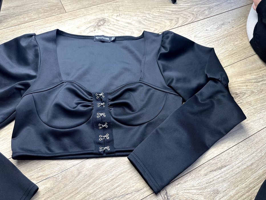 PrettyLittleThing top czarny nowy 44