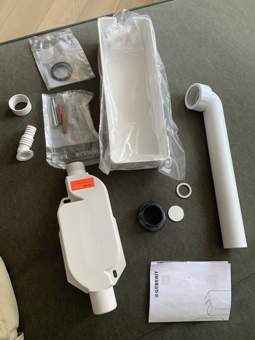 Syfon Oszczędzający Miejsce Geberit