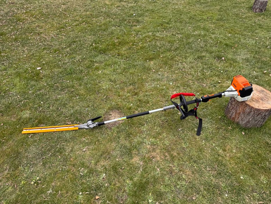 Nożyce spalinowe do żywopłotu na wysiegniku Stihl KM 131 R !!!