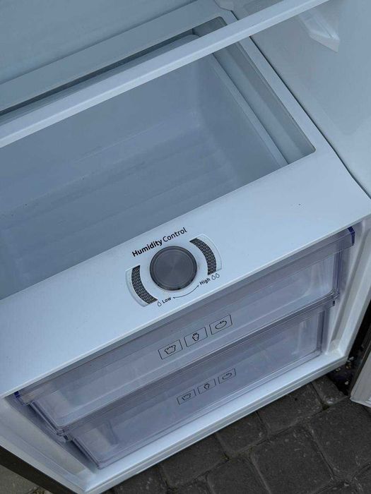 Холодильна шафа б/в Samsung No Frost 385л з Європи #08330